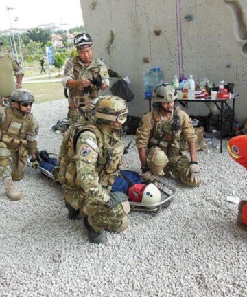 חילוץ בשטח אימון צבאי קטלוג מוצרים רונאר